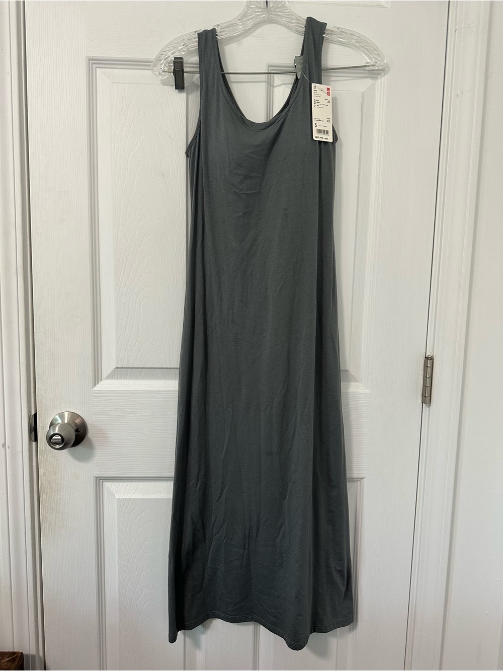 Uniqlo Basic Scoop Neck Tank Dress - Gray
